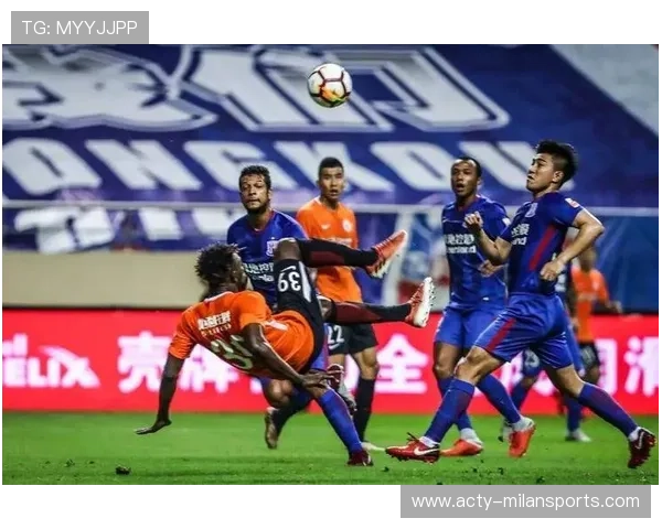 VAR技术引起热议,赛场争议再升温 VAR技术引起热议,赛场争议再升温