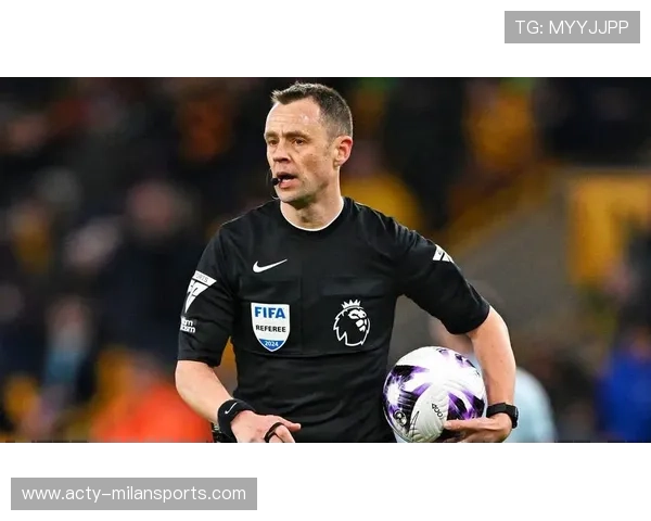 专业人士深度解析欧洲杯边裁与主裁默契配合展现裁判团队最高执法水准 专业人士深度解析欧洲杯边裁与主裁默契配合展现裁判团队最高执法水准