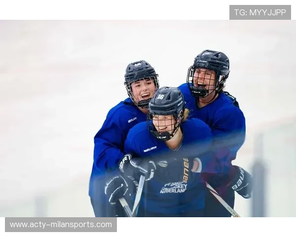 2026女子冰球赛:中国胜韩国,晋级四强,女子冰球比赛时间 2026女子冰球赛:中国胜韩国,晋级四强,女子冰球比赛时间