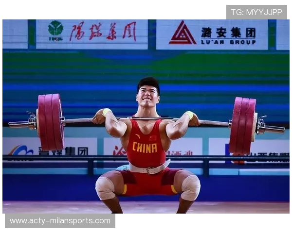 举重选手复出创造惊人表现，科学康复成关键词