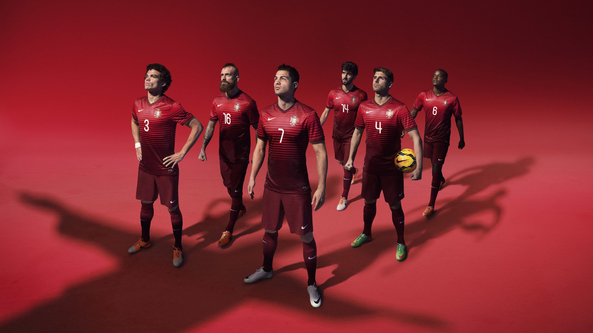 “费尔南多·比亚尔巴的球场统治力,阿根廷美洲狮队的进攻核心”